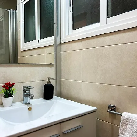 Apartment In Calella Steps From The Beach *